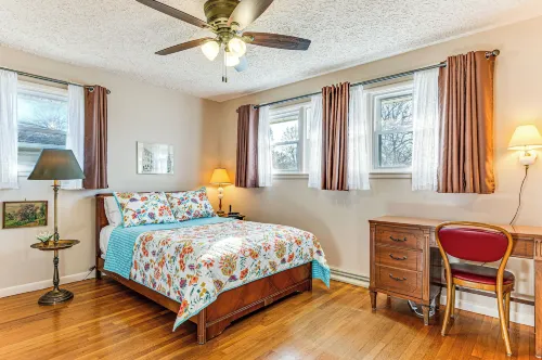 Deck & Workstations: Central Columbus Home Hotel a Columbus