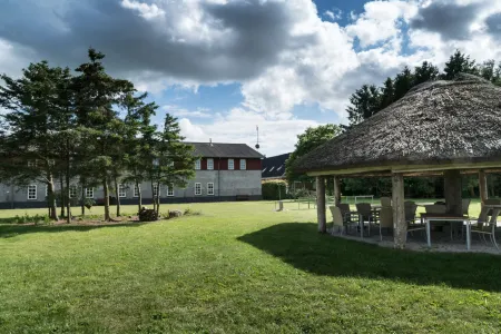 Vilcon Hotel & Konferencegaard Отели в г. Слагельсе