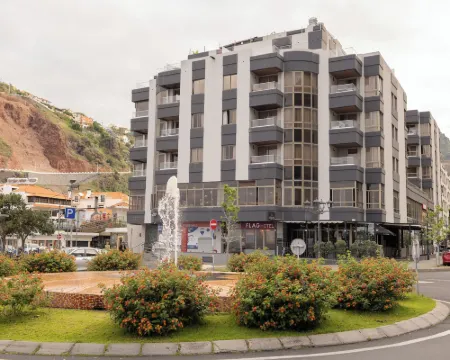 馬德拉 - 裏貝拉布拉瓦旗幟酒店 裏貝拉布拉瓦酒店