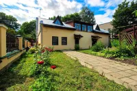 Usadba Pleshanova Hotel dekat The Varnitsky Trinity Monastery of St. Sergius