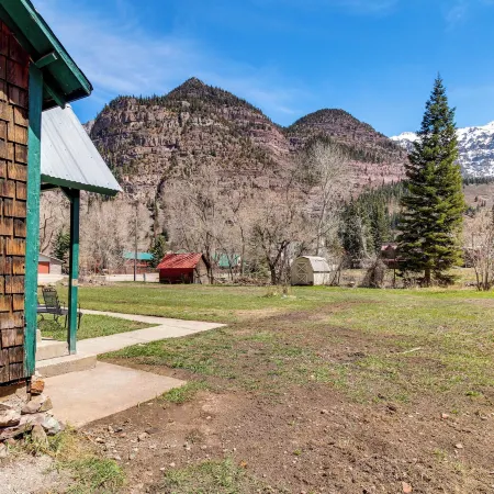 Downtown Ouray Apt w/ River & Mountain Views!