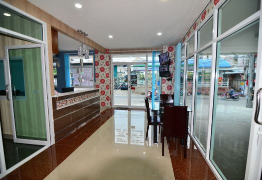 딸랏 남 방남픙