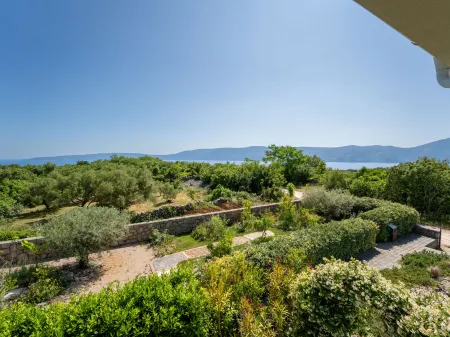 Wabi Sabi Resort 1 Отели в г. Brzac