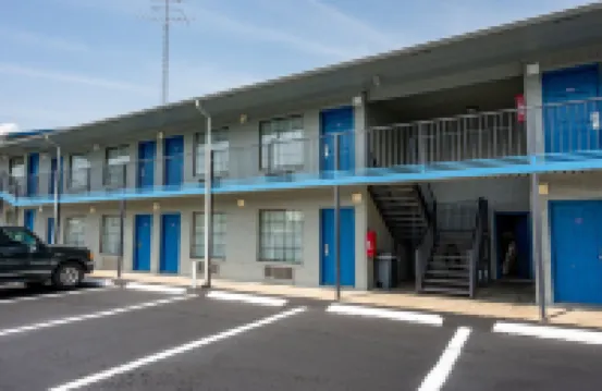 American Inn & Suites Russellville