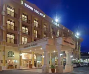 Windward Passage Hotel Отели в г. 