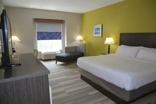 Holiday Inn Express & Suites CARYVILLE by IHG Hotels in Campbell County