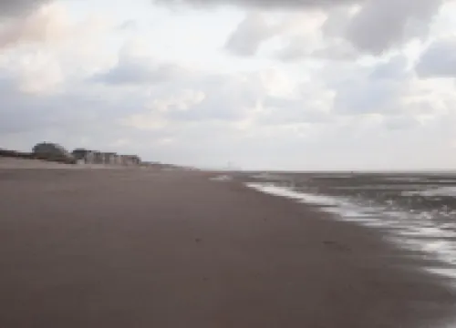 Peaceful Getaway Near Beach