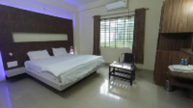 Shubhodaya Lodge Hotels near Gorilla Gudda