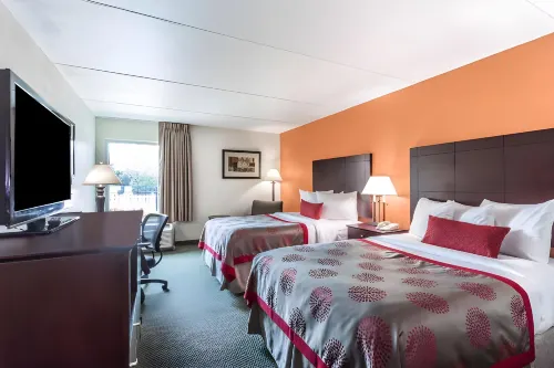 Ramada by Wyndham Luling