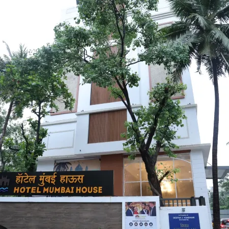 Hotel Mumbai House Mindspace Malad Отели рядом с достопримечательностью «Пляж Акса»