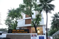 Hotel Mumbai House Mindspace Malad Hotels near Vadar Samaj Yuva Pratishthan Vachnalay