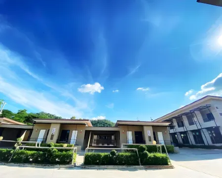 MaiHom Villa Hotels in Nakhon Sawan