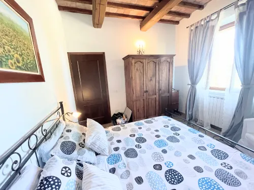Villa indipendente - 10 posti letto - piscina - pergolato - parco giochi per bambini - wifi