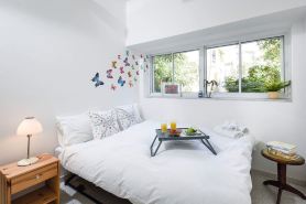 Tranquil Garden Retreat