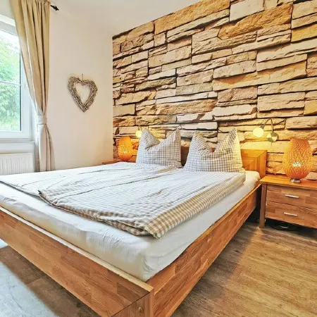 Fantastically situated vacation home for families & dogs, fenced, 200m to Lake Plau