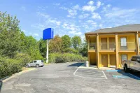 Bonita Lakes Inn by Capital O Meridian I20 - motel