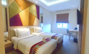W Three Premier Hotel Lagaligo