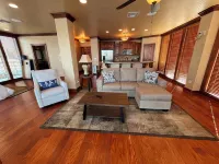 Charming Boathouse studio in beautiful Benton, LA with AC!
