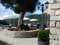 Hotel & Restaurant les Bergeries d'Alata Hotels in Afa