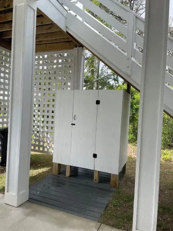 Downstairs apt in newly constructed Kill Devil Hills home with private entry!