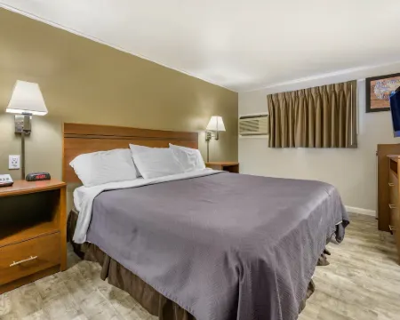 Econo Lodge Bellefonte I-99 Hotels in Centre County