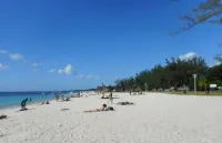 DALAIS AT STUDIO, 5 mins to beach