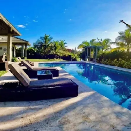 Luxury Water Front Villa Freeport Bahamas