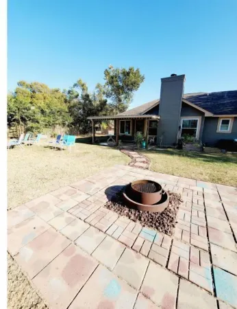 Outdoor Lovers Paradise Near the River