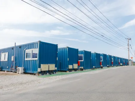 Sumiyoshi Village Tanegashima Отели рядом с достопримечательностью «Nishinoomote port offshore Breakwater north Lighthouse»