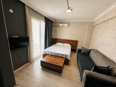 Çigli Vegas Pansiyon Hotels near Çarşı Camii