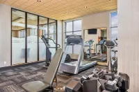 Quality Inn & Suites - Gym