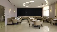 H Luxury Hotel - Bữa sáng