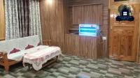4 Bedroom Cottage by SILVERMOON HOMESTAY SHIMLA | NEAR FAGU - KUFRI