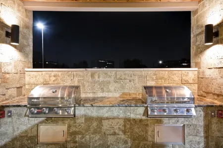 Home2 Suites by Hilton Houston Westchase Отели рядом с достопримечательностью «The Music Box Theater»