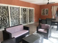 Charming green villa, private pool 5 minutes from the sea Hotels in Saly Portudal