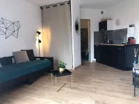 Studio Moderne, Terrasse et Parking Privé, 18m2