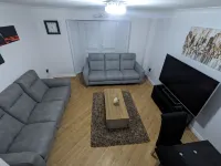 Greatmindz Abode - 3 bedroom townhouse close to airport, NEC, train station Hotels in Chelmsley Wood