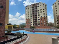 Spacious 3-bedroom apartment with AC, fitness room in wonderful Floridablanca Hotels in Floridablanca