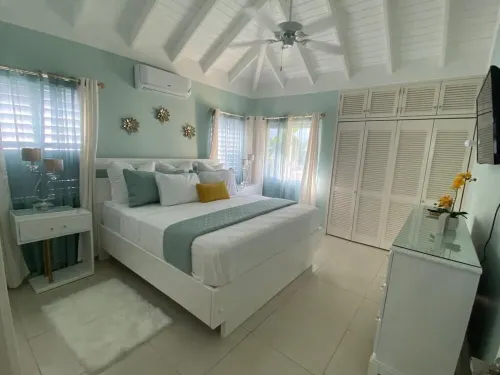 Lux Richmond Retreat