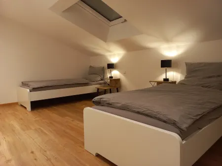 Gemütliche Ferienwohnung im Odenwald mit Großem Balkon Отели в г. Линденфельс