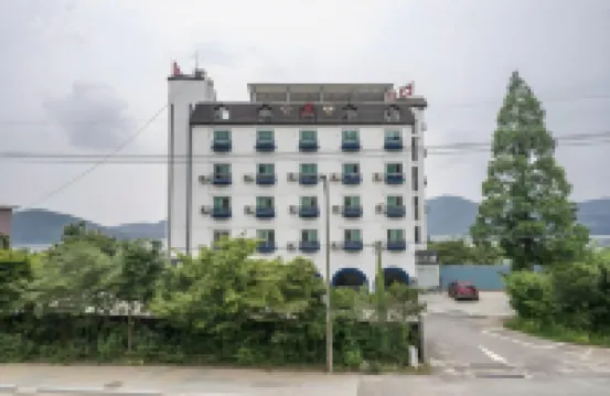 Saipan Motel with Sea View