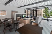 Chicago's Hidden Treasure "Evanston, IL" Urban Luxury with comfort Hotel in zona CycleBar Evanston