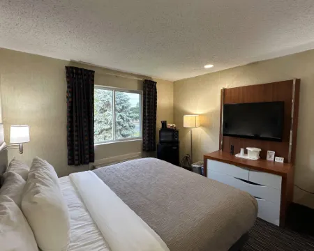 Quality Inn Near Toms River Corporate Park Hotels in Ocean County