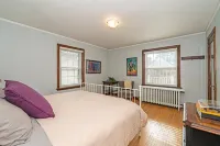 Historic Tudor Cottage - Cute 3 Bedroom Home