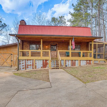 Cropwell Cabin w/ Fire Pit, Near Logan Martin Lake