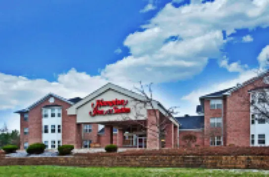 Hampton Inn & Suites Cleveland/Independence Hotels in Independence