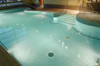 Apollo Hotel - Pools