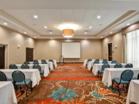 Hampton Inn & Suites Tampa Northwest/Oldsmar Hotels in Oldsmar