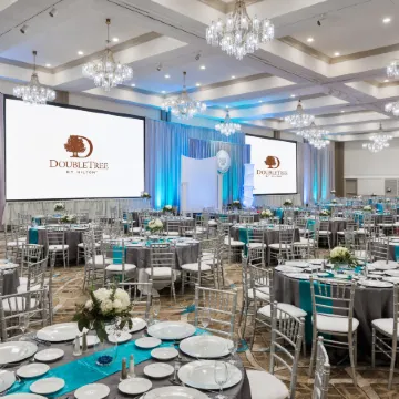 President Abraham Lincoln Springfield - a DoubleTree by Hilton Hotel