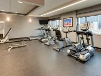 DoubleTree by Hilton St. Louis Forest Park Hotels near Fox Theater